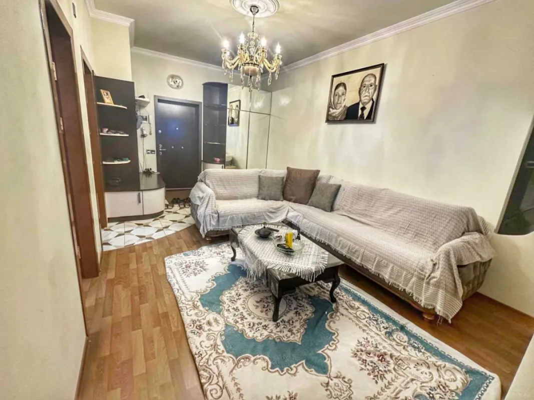 Satılır 3 otaqlı mənzil 110 m²
