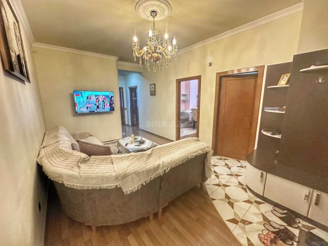 Satılır 3 otaqlı mənzil 110 m²