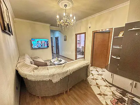 Satılır 3 otaqlı mənzil 110 m²