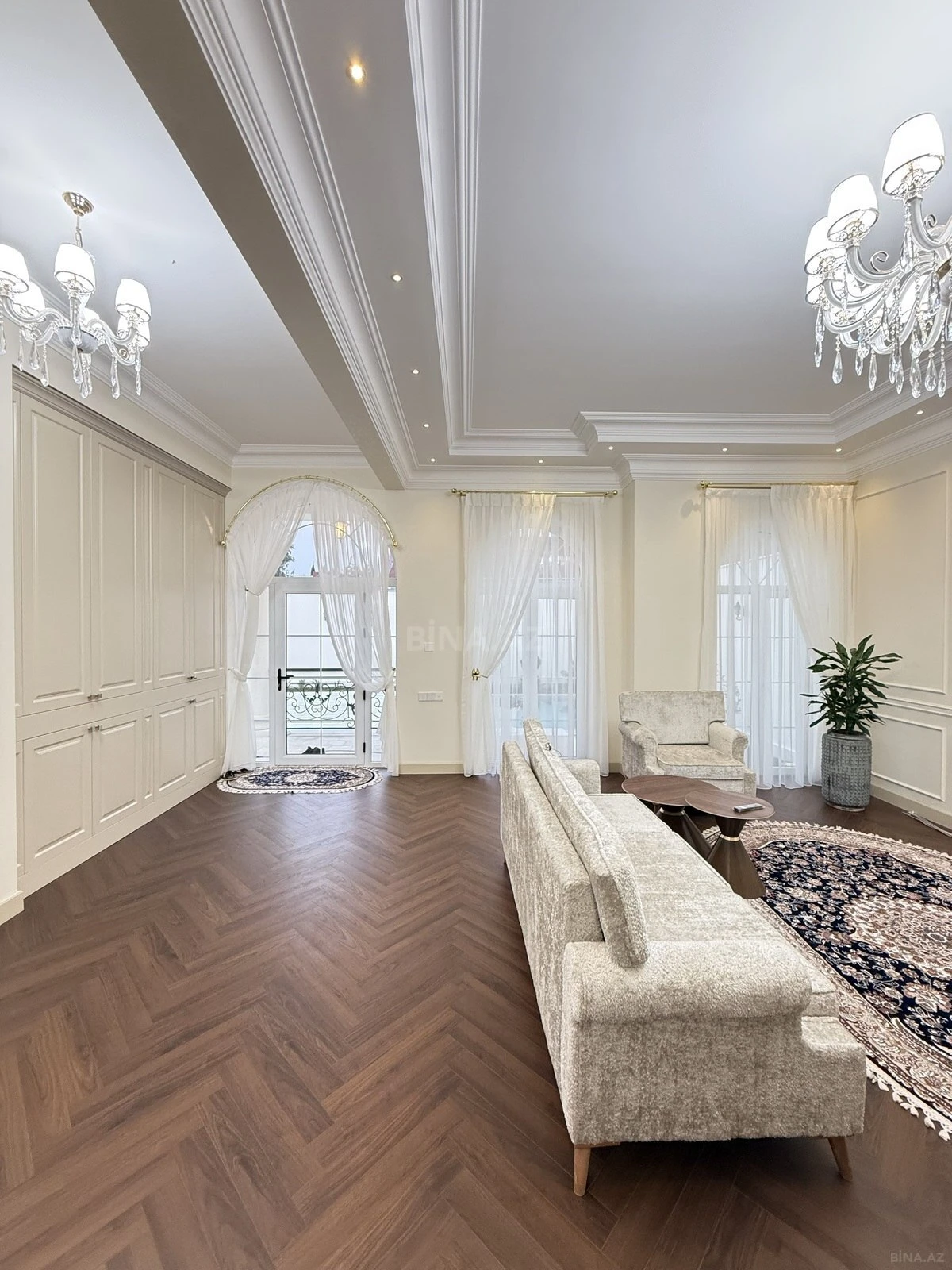 Satılır 4 otaqlı həyət evi 130 m²