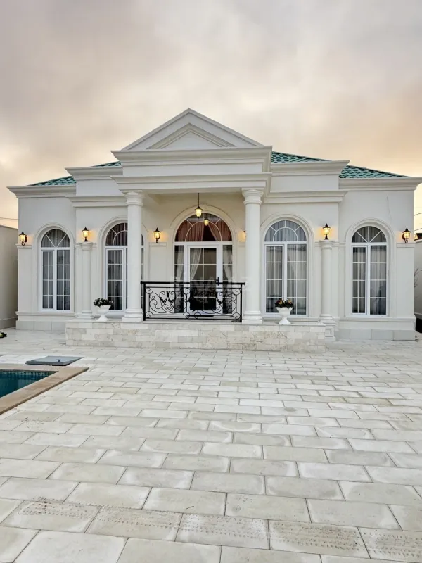 Satılır 4 otaqlı həyət evi 130 m²
