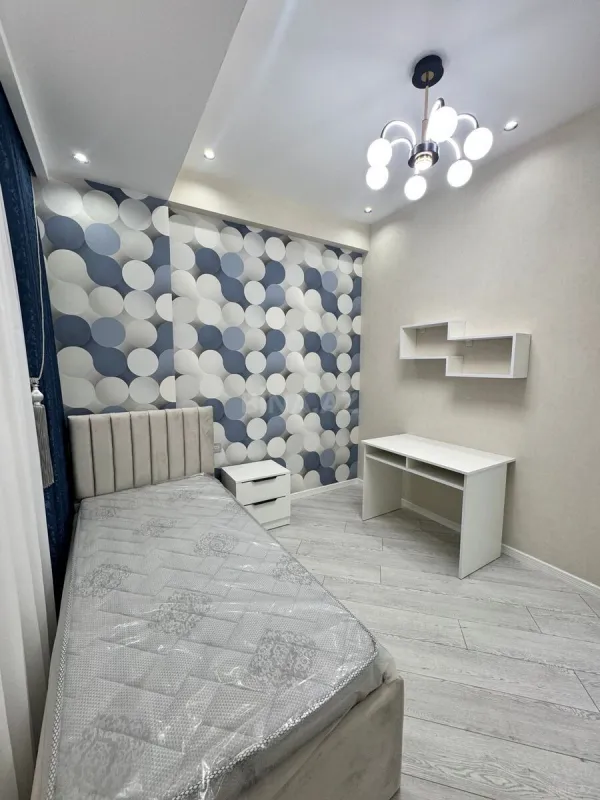Satılır 2 otaqlı mənzil 68 m²