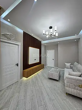 Satılır 2 otaqlı mənzil 68 m²