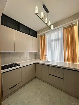 Satılır 2 otaqlı mənzil 68 m²