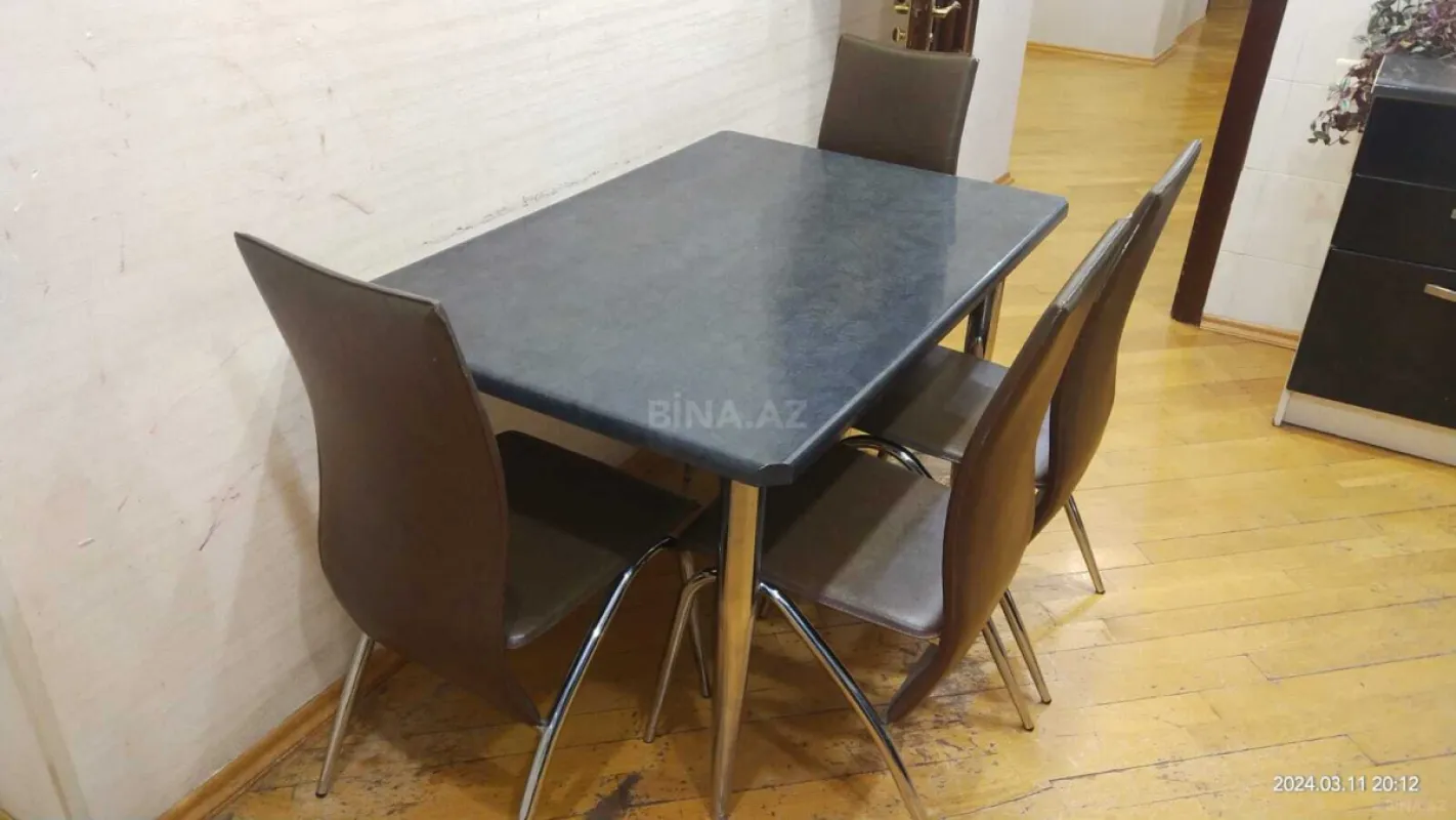 Kirayə verilir 3 otaqlı mənzil 112 m²