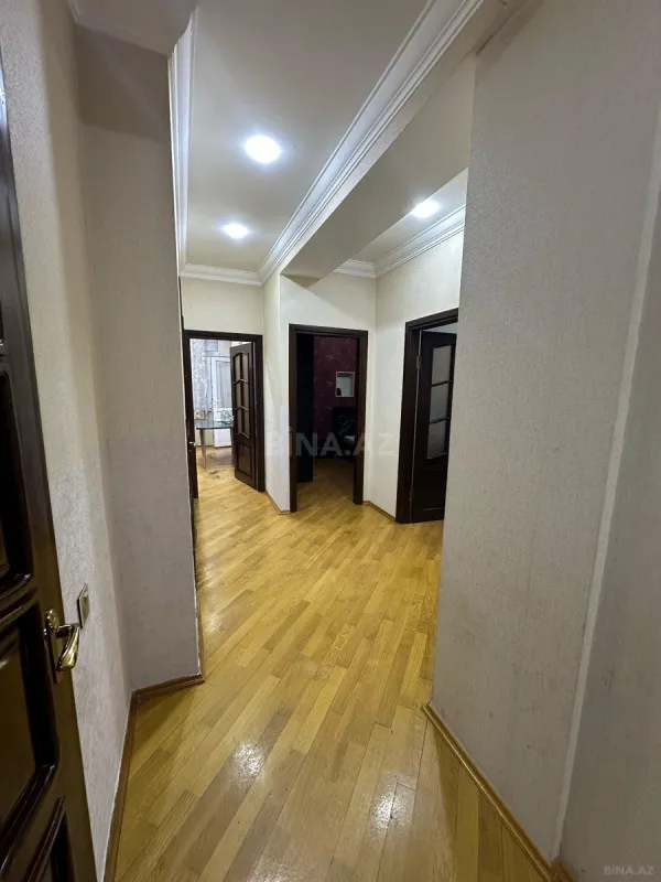 Kirayə verilir 3 otaqlı mənzil 112 m²