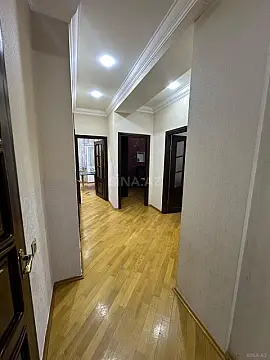 Kirayə verilir 3 otaqlı mənzil 112 m²