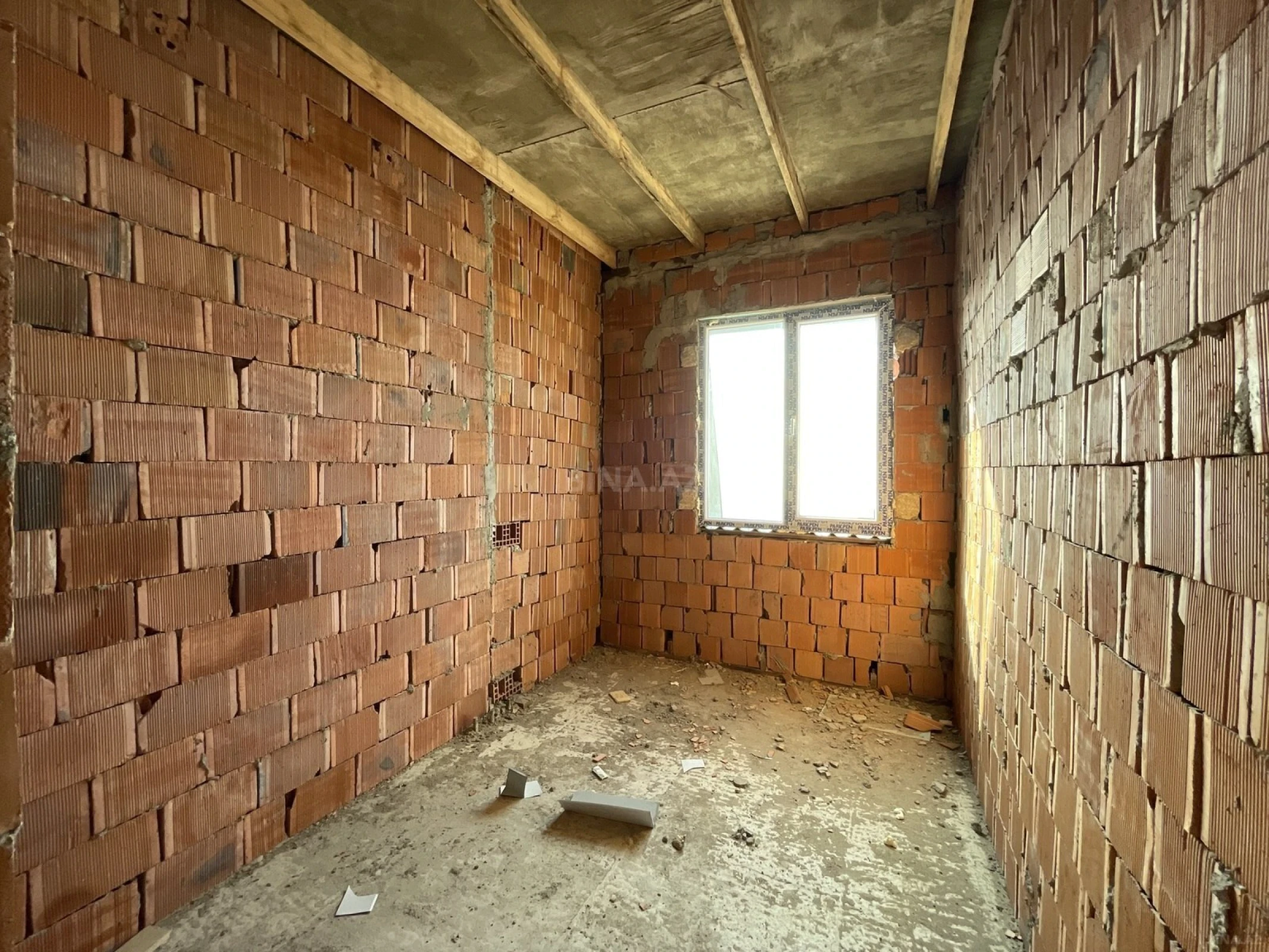 Satılır 2 otaqlı mənzil 49 m²
