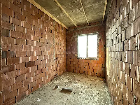 Satılır 2 otaqlı mənzil 49 m²