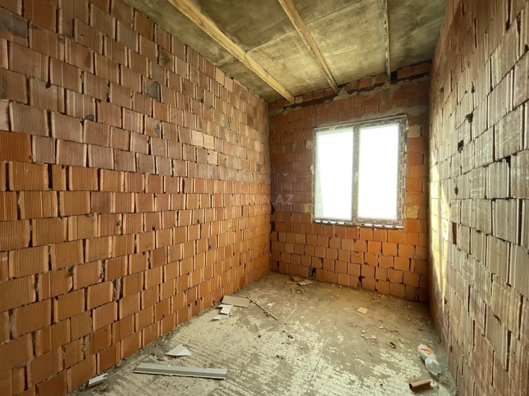 Satılır 2 otaqlı mənzil 49 m²