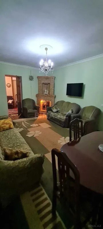 Satılır 7 otaqlı həyət evi 360 m²