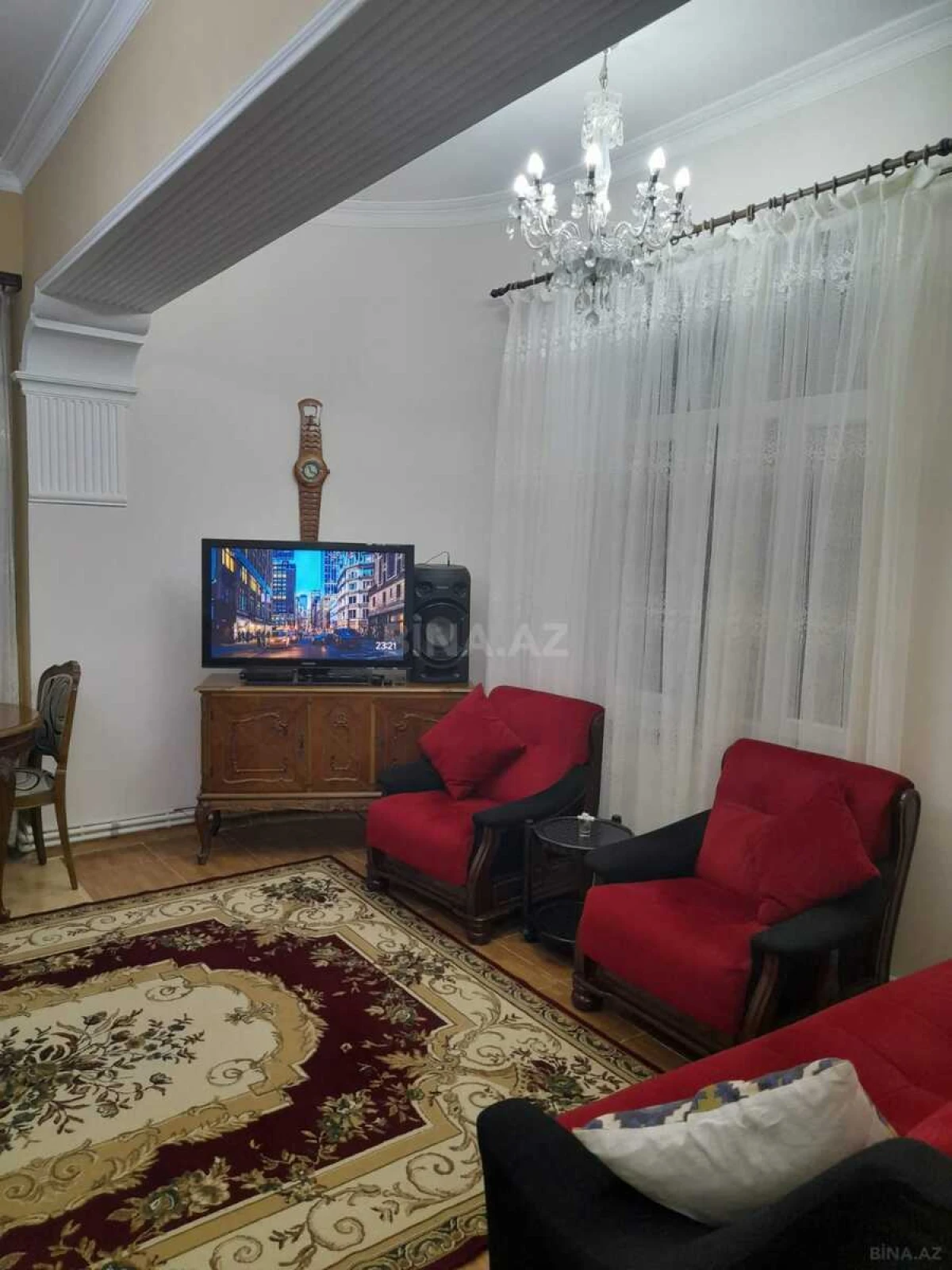 Satılır 7 otaqlı həyət evi 360 m²