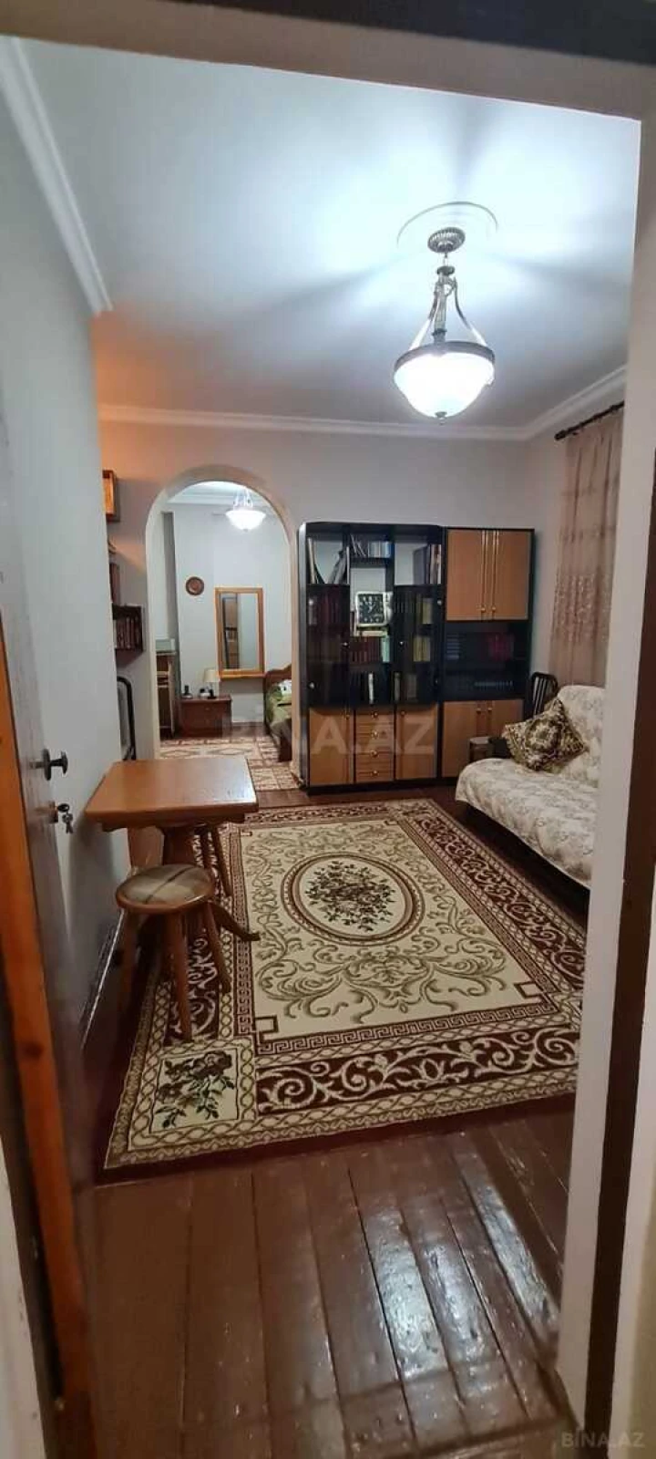 Satılır 7 otaqlı həyət evi 360 m²