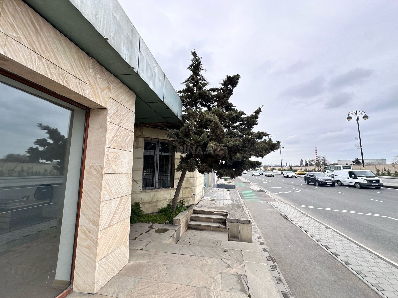 Satılır obyekt 60 m²