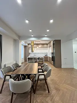 Kirayə verilir 3 otaqlı mənzil 120 m²