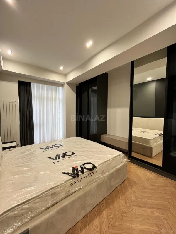 Kirayə verilir 3 otaqlı mənzil 120 m²