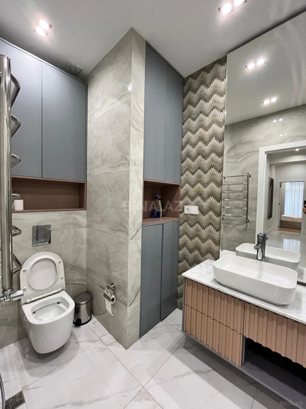 Kirayə verilir 3 otaqlı mənzil 120 m²