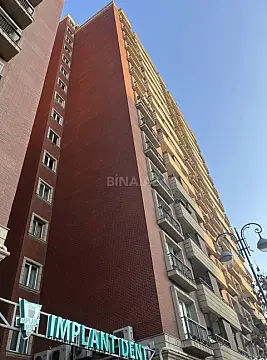 Satılır 5 otaqlı mənzil 255 m² — Bakı, İnşaatçılar 5 otaq 255.00 m²