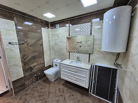 Satılır 4 otaqlı mənzil 80 m²