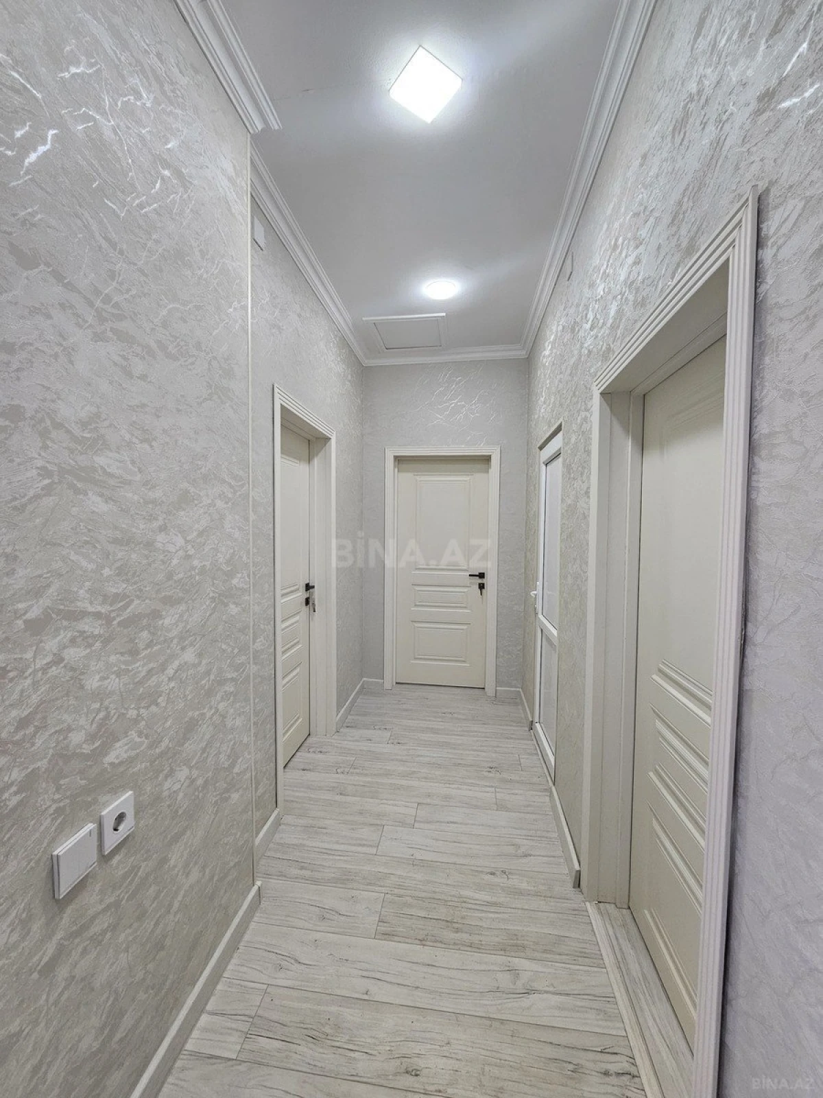 Satılır 2 otaqlı həyət evi 70 m²