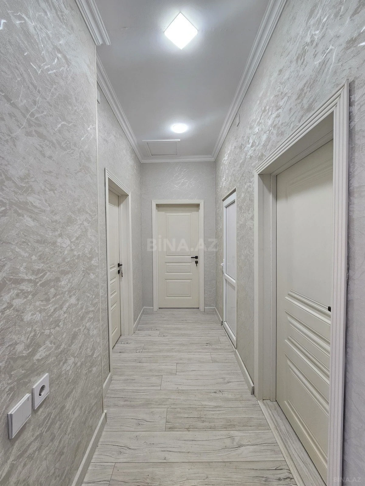 Satılır 2 otaqlı həyət evi 70 m²