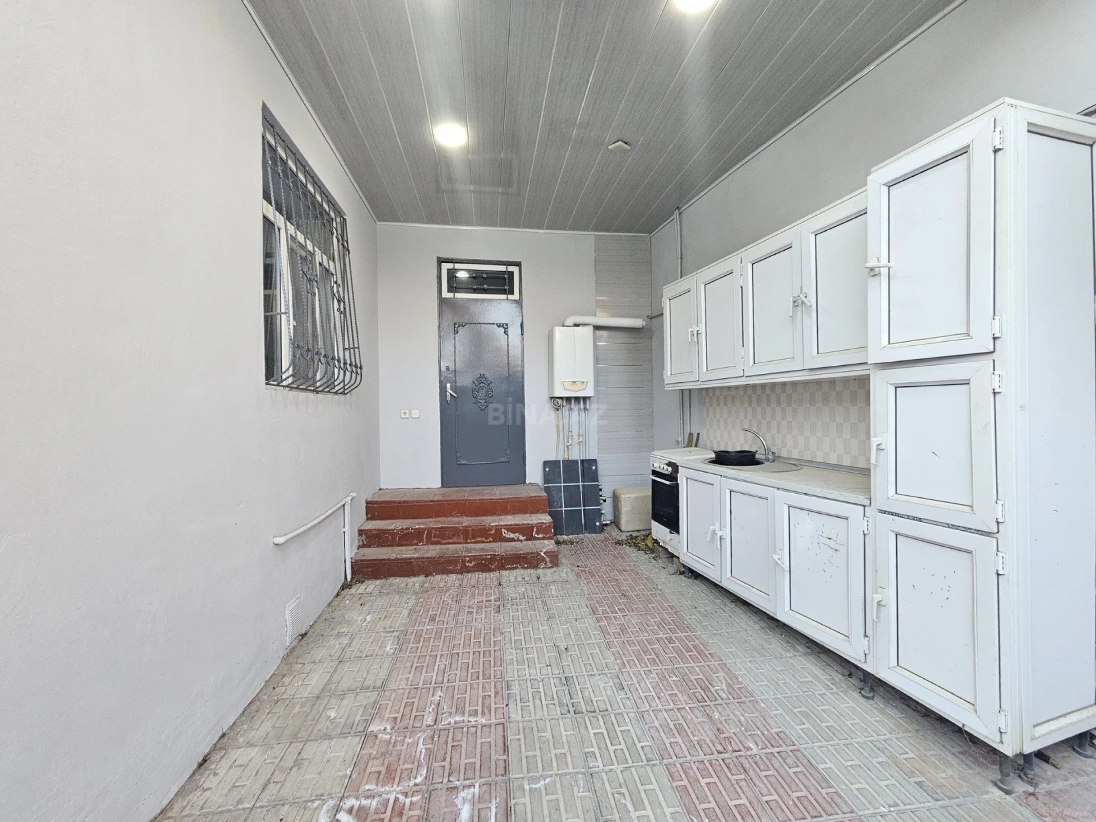Satılır 2 otaqlı həyət evi 70 m²