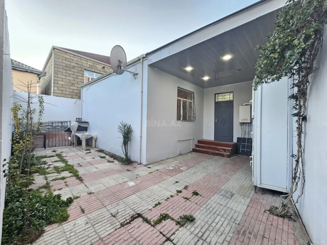 Satılır 2 otaqlı həyət evi 70 m²