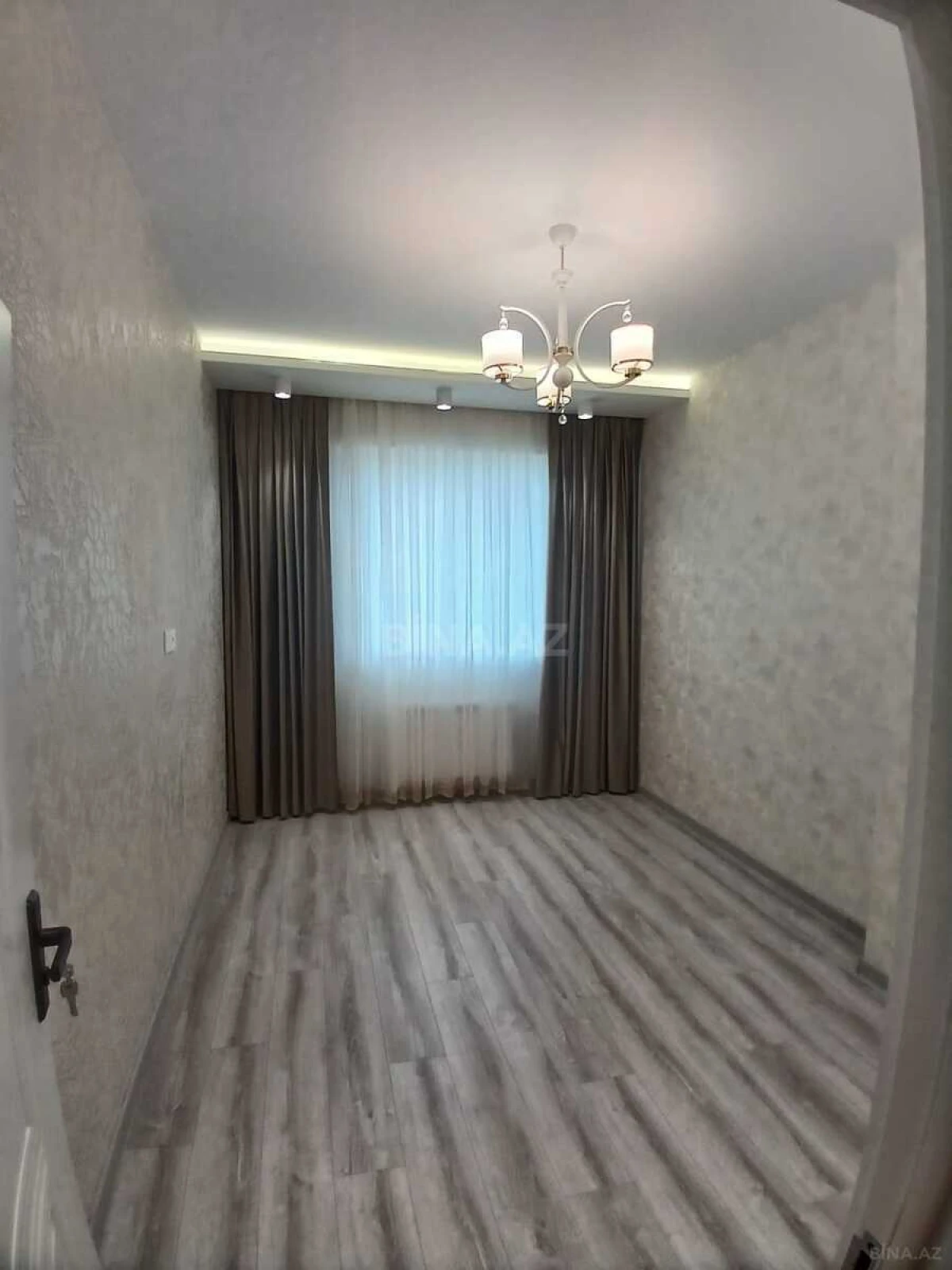Satılır 2 otaqlı mənzil 52.3 m²