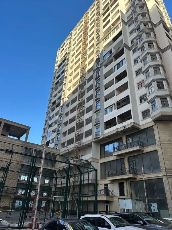Satılır 2 otaqlı mənzil 75 m²