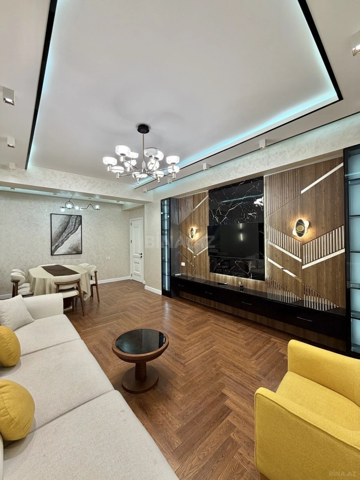 Satılır 3 otaqlı mənzil 137 m²