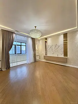 Satılır 3 otaqlı mənzil 107 m²