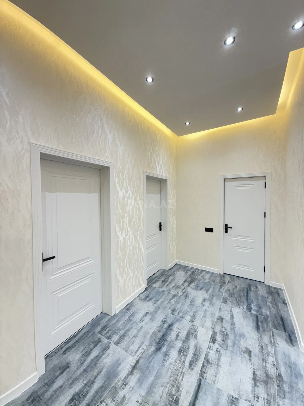 Satılır 4 otaqlı həyət evi 140 m²