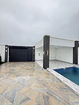 Satılır 4 otaqlı həyət evi 140 m²