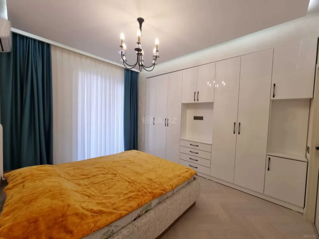 Kirayə verilir 2 otaqlı mənzil 67 m²