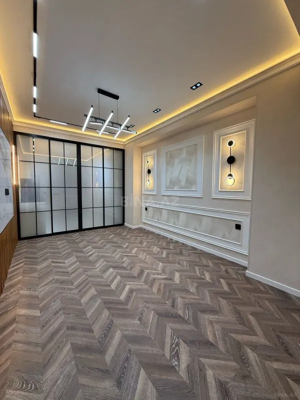 Satılır 2 otaqlı mənzil 61 m²