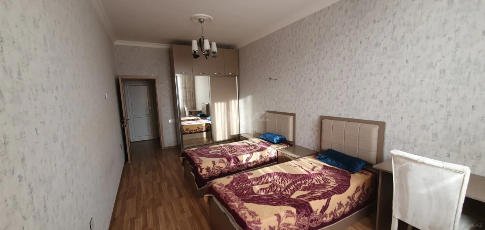 Satılır 3 otaqlı mənzil 100 m²