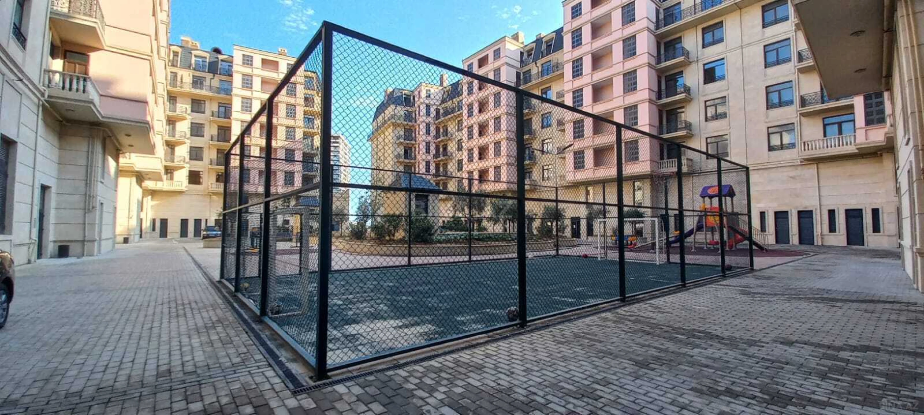Kirayə verilir 2 otaqlı mənzil 100 m²