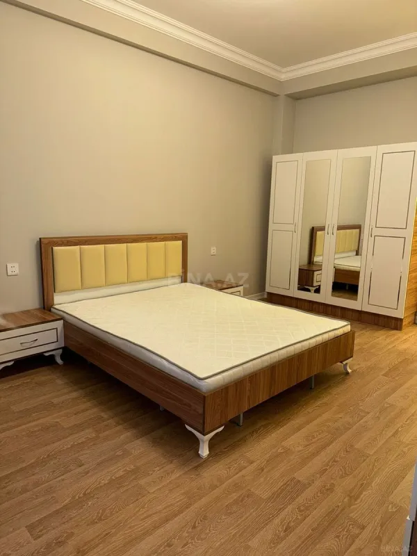 Kirayə verilir 2 otaqlı mənzil 100 m²