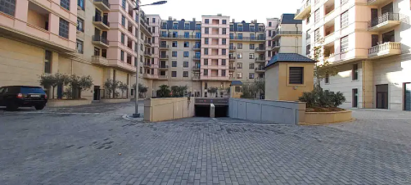 Kirayə verilir 2 otaqlı mənzil 100 m²