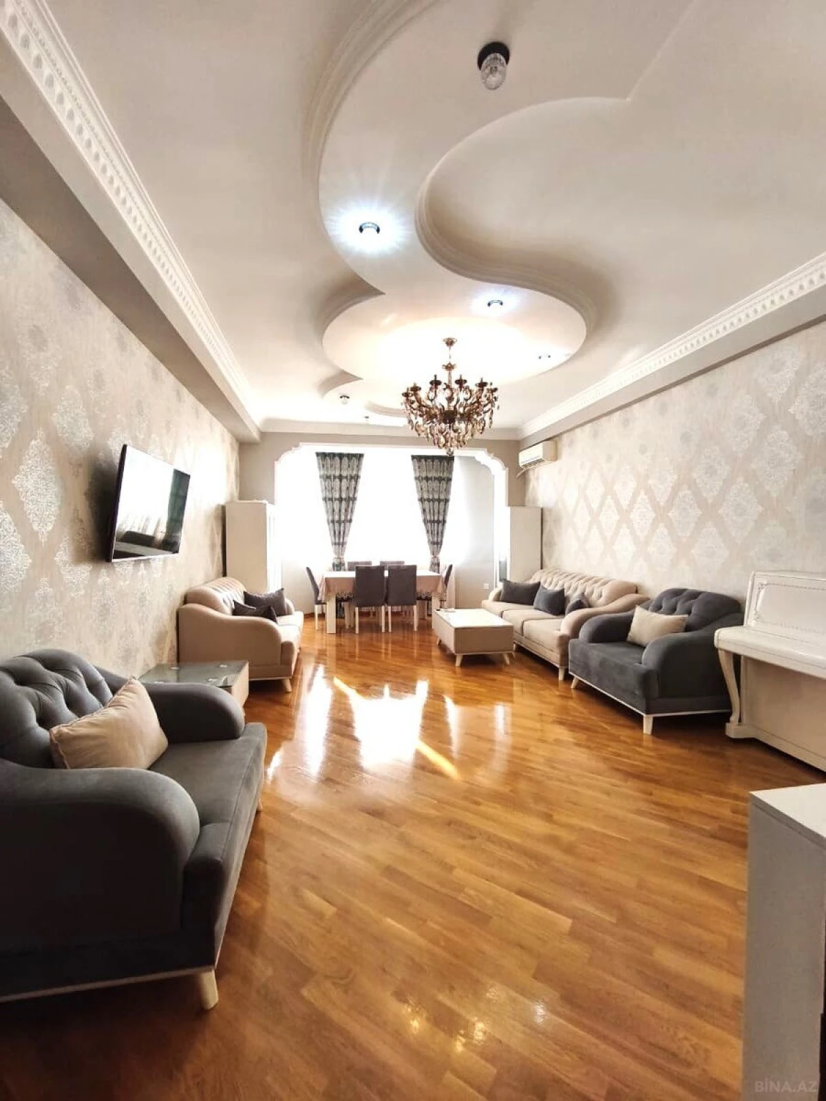 Satılır 3 otaqlı mənzil 108 m²