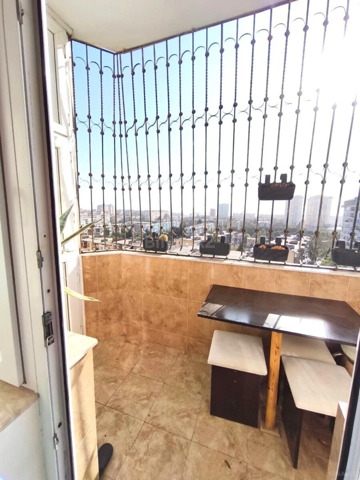 Satılır 3 otaqlı mənzil 108 m²