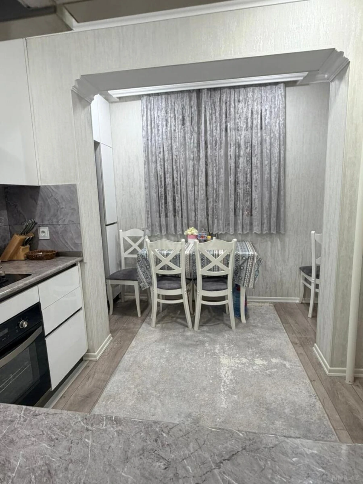 Satılır 2 otaqlı mənzil 65 m²
