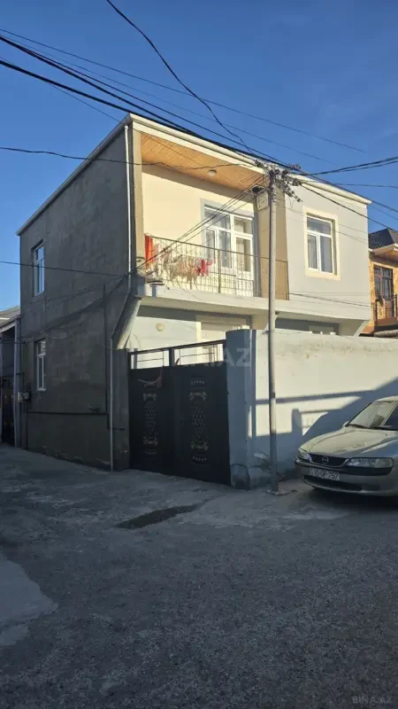 Satılır 4 otaqlı həyət evi 140 m²