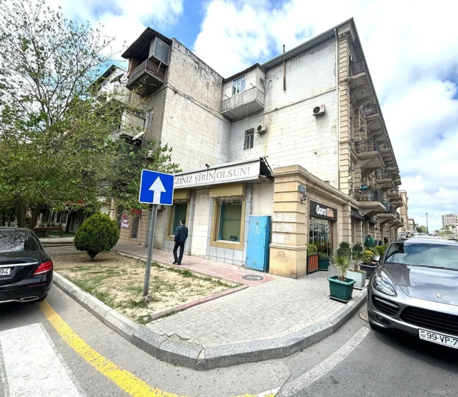 Kirayə verilir 4 otaqlı ofis 100 m²