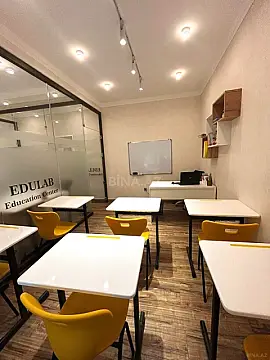 Kirayə verilir 4 otaqlı ofis 100 m²
