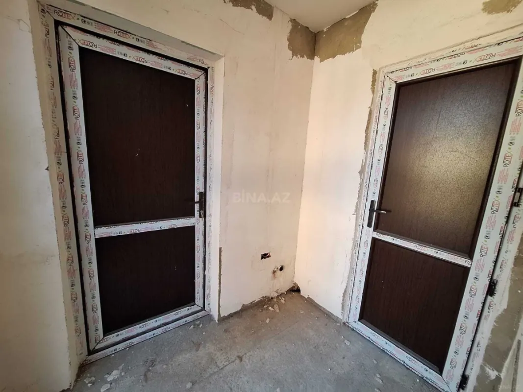 Satılır 4 otaqlı həyət evi 420 m²