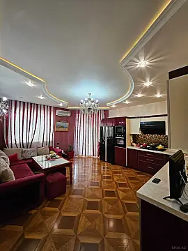 Satılır 3 otaqlı mənzil 139 m²