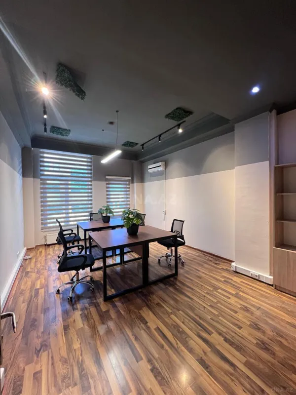 Kirayə verilir 4 otaqlı ofis 120 m²