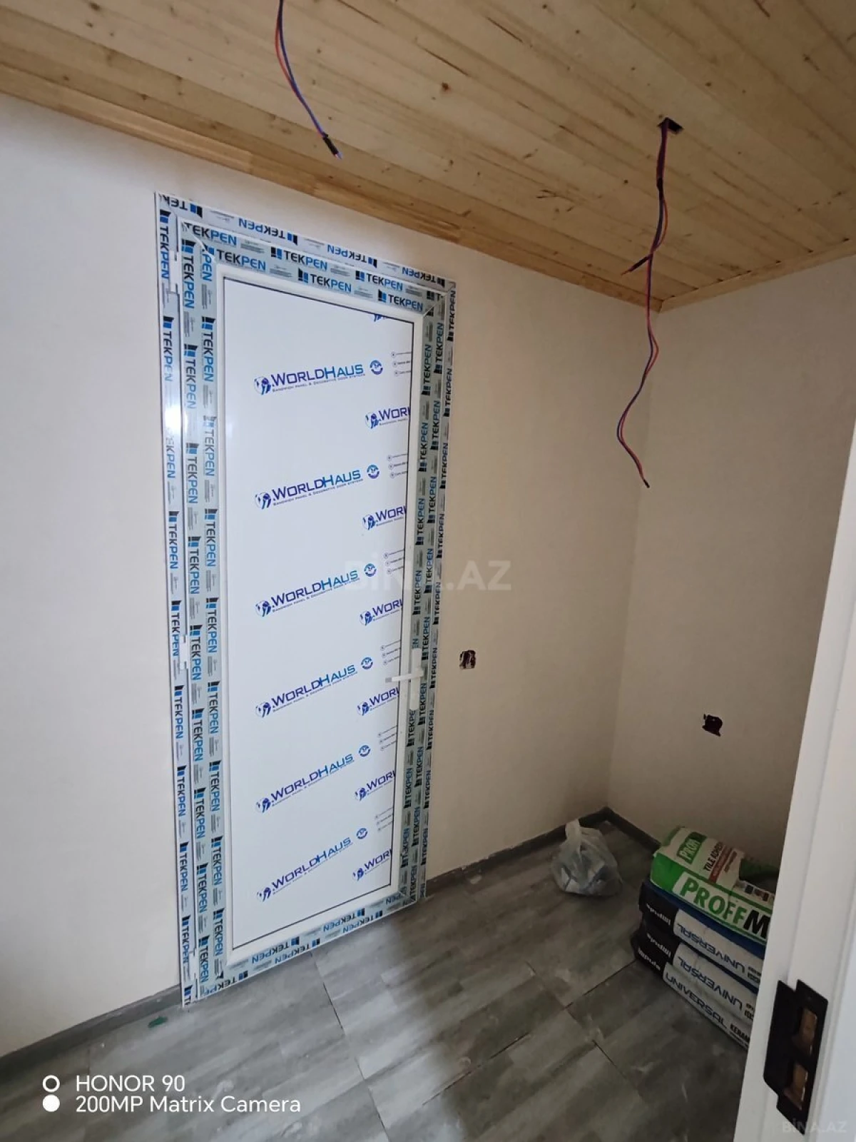 Satılır 6 otaqlı həyət evi 220 m²