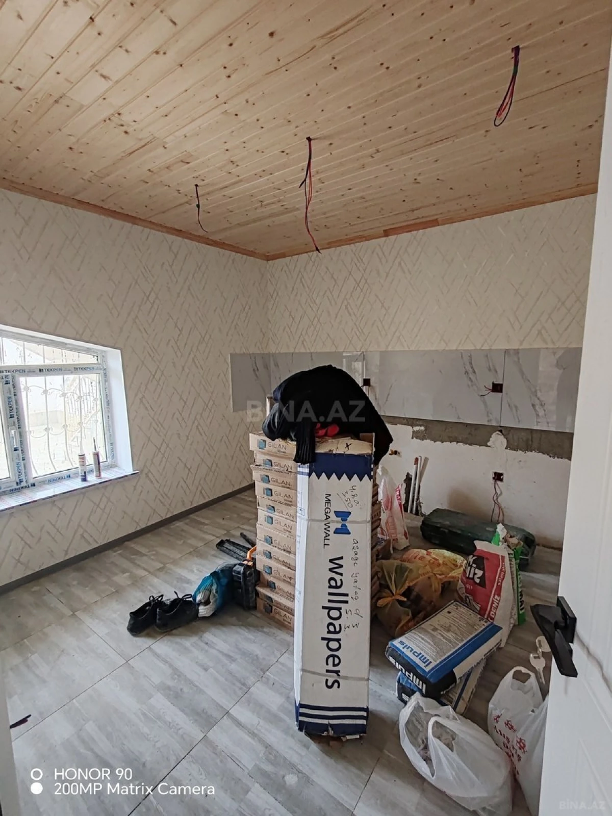 Satılır 6 otaqlı həyət evi 220 m²